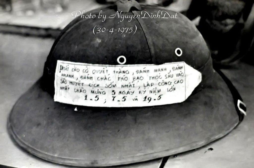 [Ảnh] Sài Gòn, những khoảnh khắc trong ngày 30/4/1975 - ảnh 20