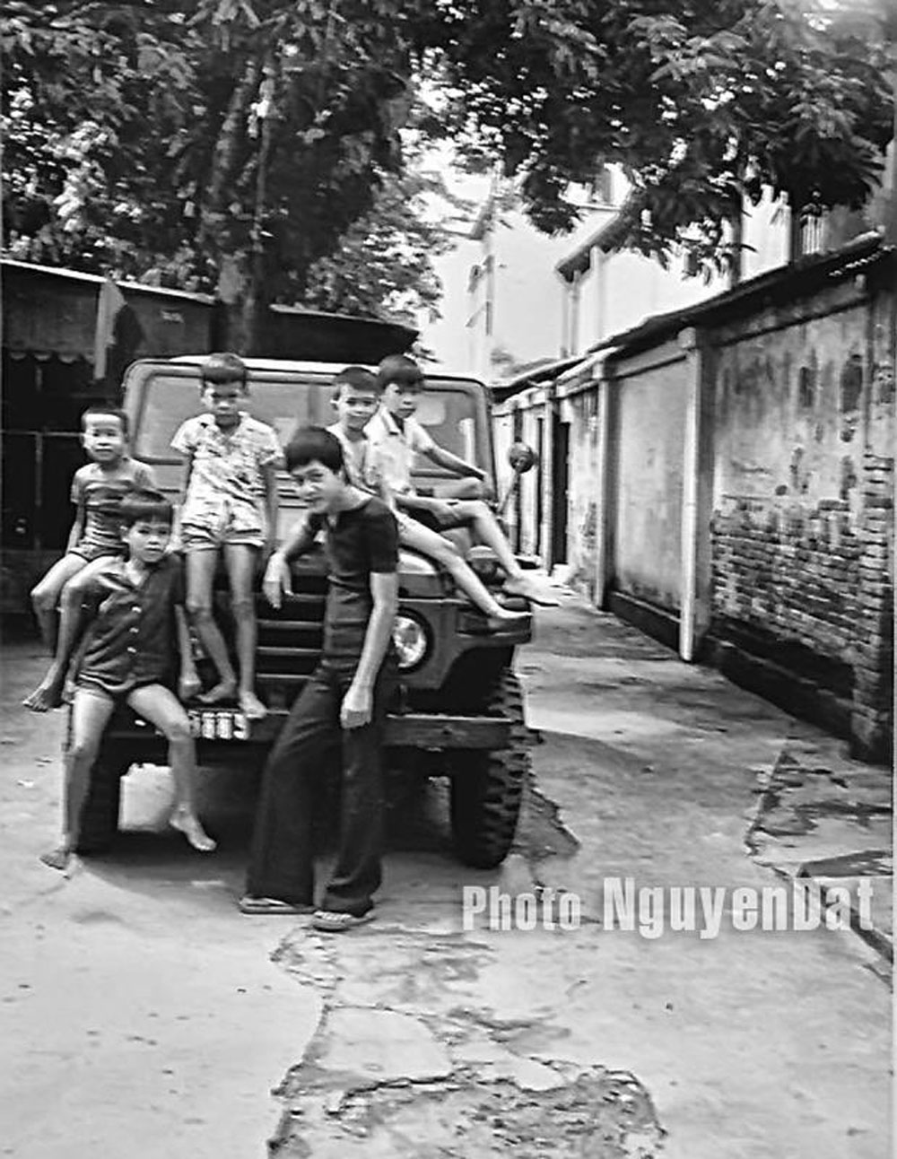 [Ảnh] Sài Gòn, những khoảnh khắc trong ngày 30/4/1975 - ảnh 25