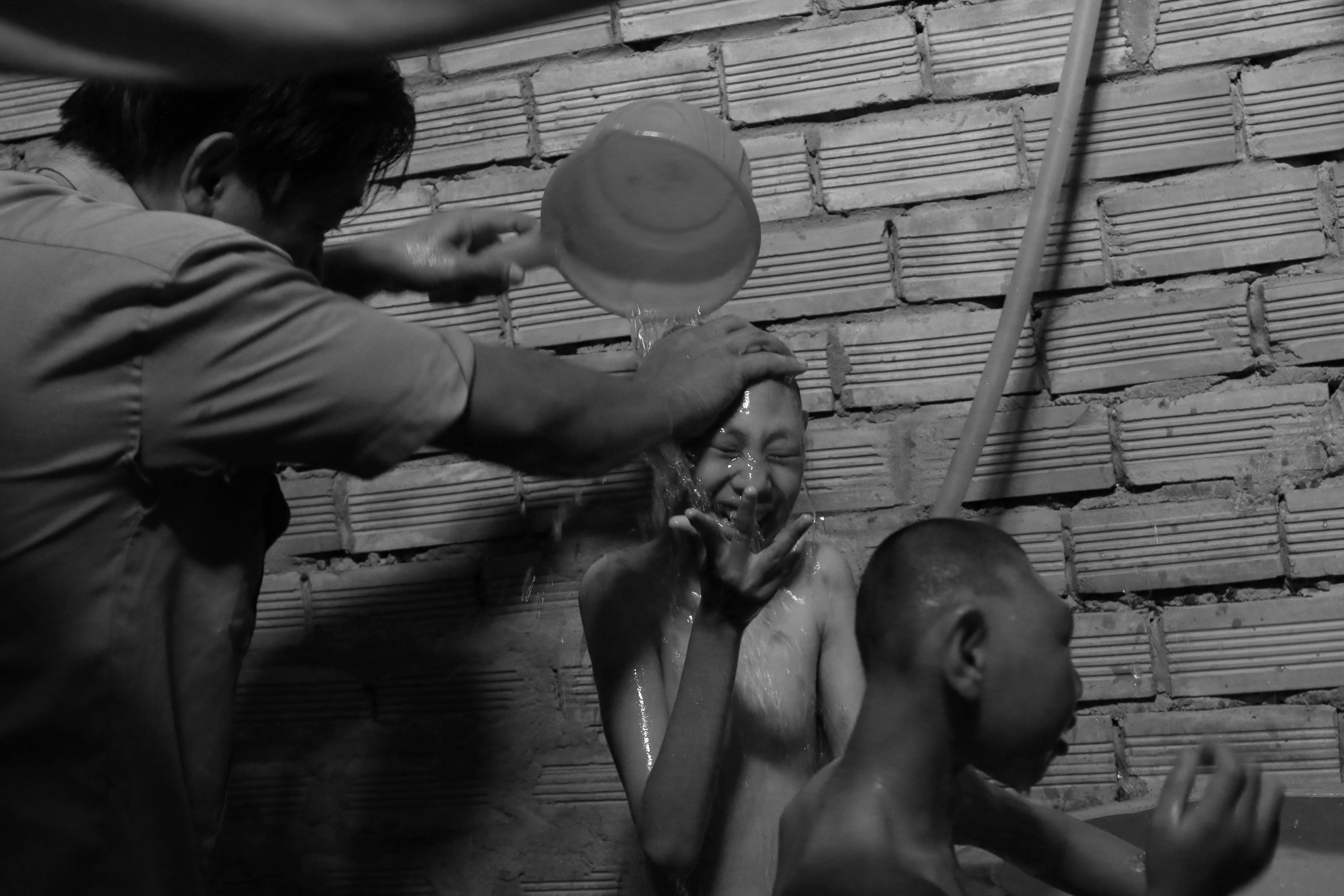 Shop TIN 8/7: Tủ nước tự phục vụ, đồng giá 5000 đ, không người thu tiền - ảnh 7