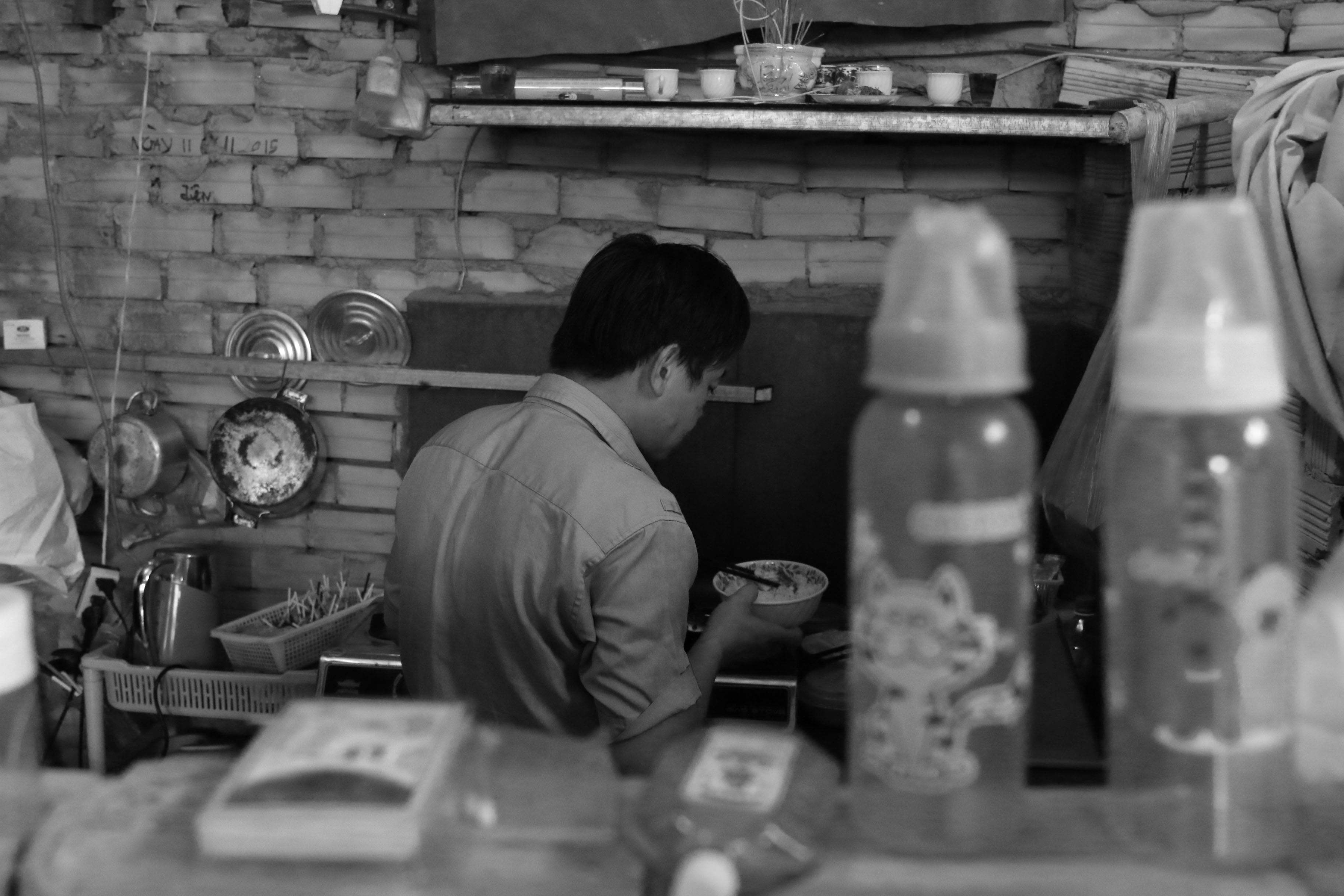 Shop TIN 8/7: Tủ nước tự phục vụ, đồng giá 5000 đ, không người thu tiền - ảnh 9