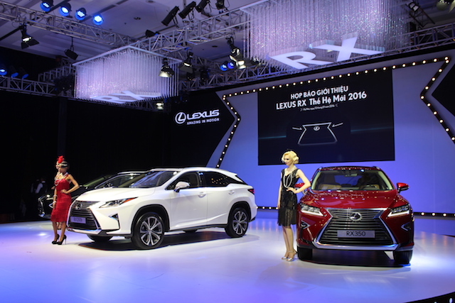 Lexus RX200t ra mắt giá 3,06 tỷ đồng - ảnh 2