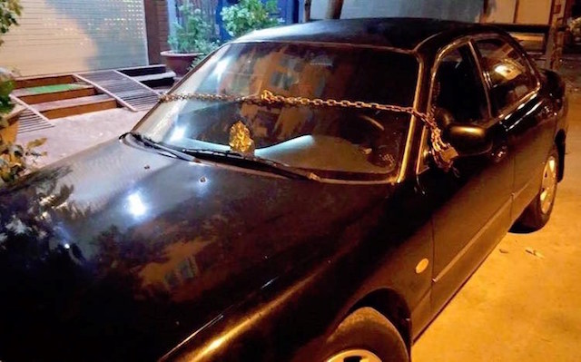 Những cách chống trộm gương ôtô ở Việt Nam [clip] - ảnh 1