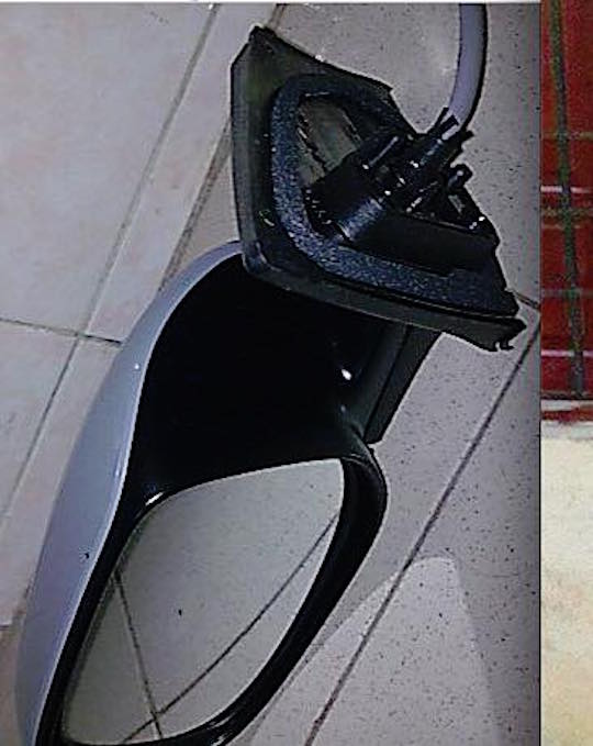 Những cách chống trộm gương ôtô ở Việt Nam [clip] - ảnh 7