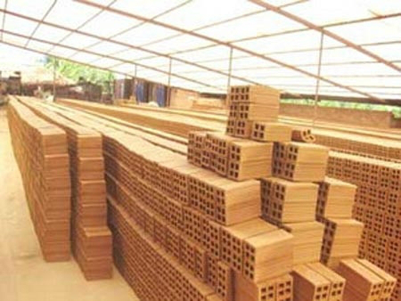Thưởng tết 2016: Thưởng gạch, quần đùi, giấy vệ sinh... lại