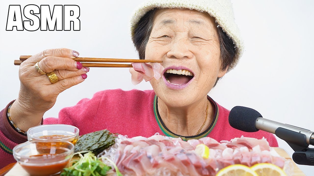 sau ba tan, them mot cu ba 82 tuoi quay vlog an uong lam