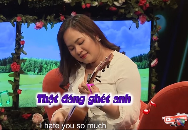 chang trai me nhau vac bao tai qua chinh phuc nguoi dep nganh du lich hinh anh 4