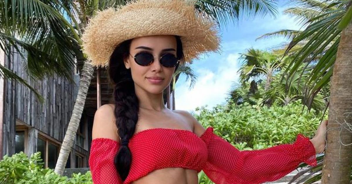 Ngắm vẻ đẹp như nữ thần của người tình hoàng tử Ảrập