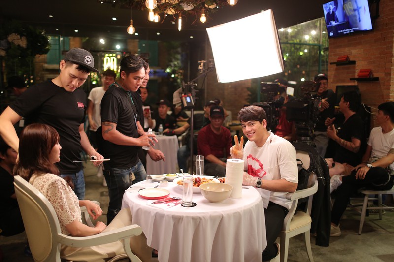 hau truong khong nhu mo ve chuyen an uong, trang phuc... cua phim viet hinh anh 6