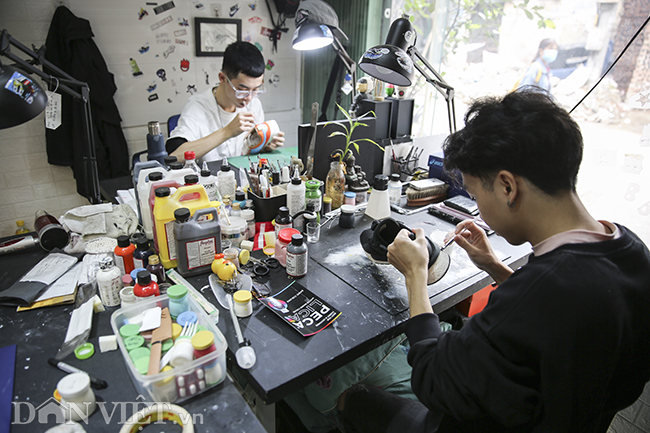 nghe “phu phep” giay gia tu tien tram nghin len toi chuc trieu dong hinh anh 4