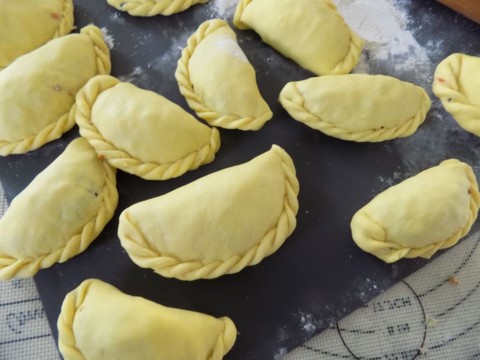 cuoi tuan lam banh goi thom ngon