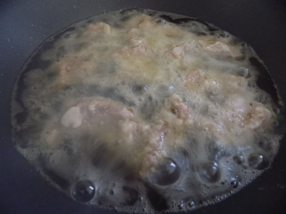 thit heo chien gion sot chua ngot mon ngon de lam, ca nha an nho mai hinh anh 5