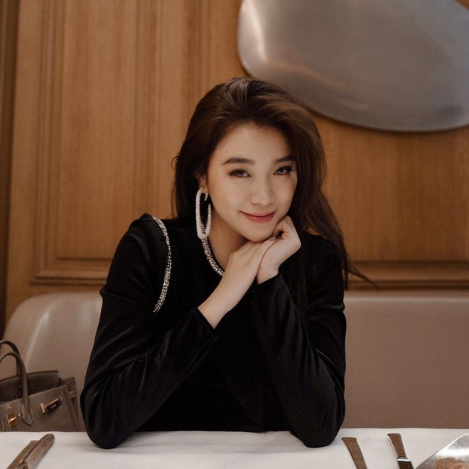 hot girl lao gay sot mxh viet, tung hoc dh ngoai thuong hinh anh 6