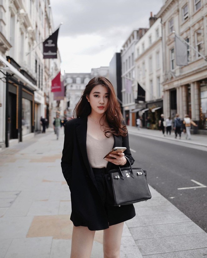 hot girl lao gay sot mxh viet, tung hoc dh ngoai thuong hinh anh 12