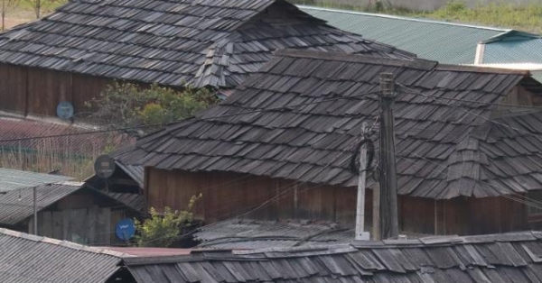 Kỳ lạ, nơi mái nhà quanh năm 'phát ra mùi thơm' ở Sơn La