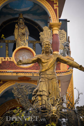 anh-clip: ngoi nha ky quai o hung yen cang bien hinh cang la mat hinh anh 3