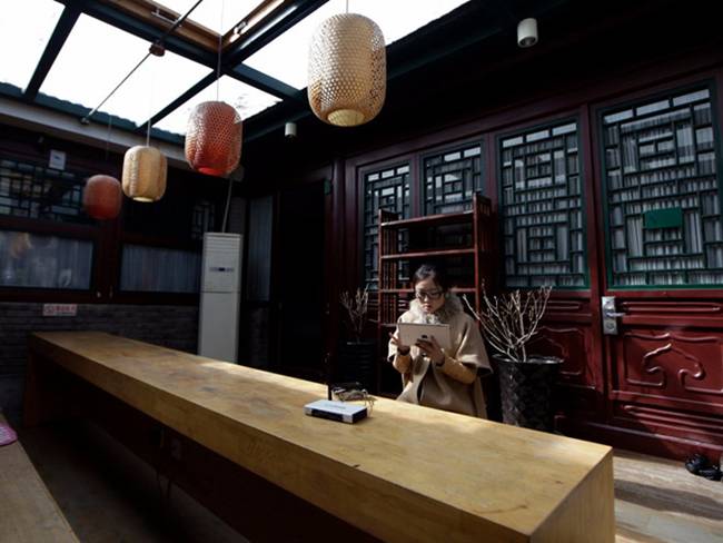 co gai xinh dep chuyen