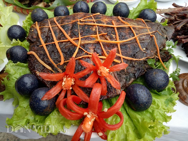 pa pinh top: dac san ca nuong mac khen tay bac don guc moi du khach hinh anh 5