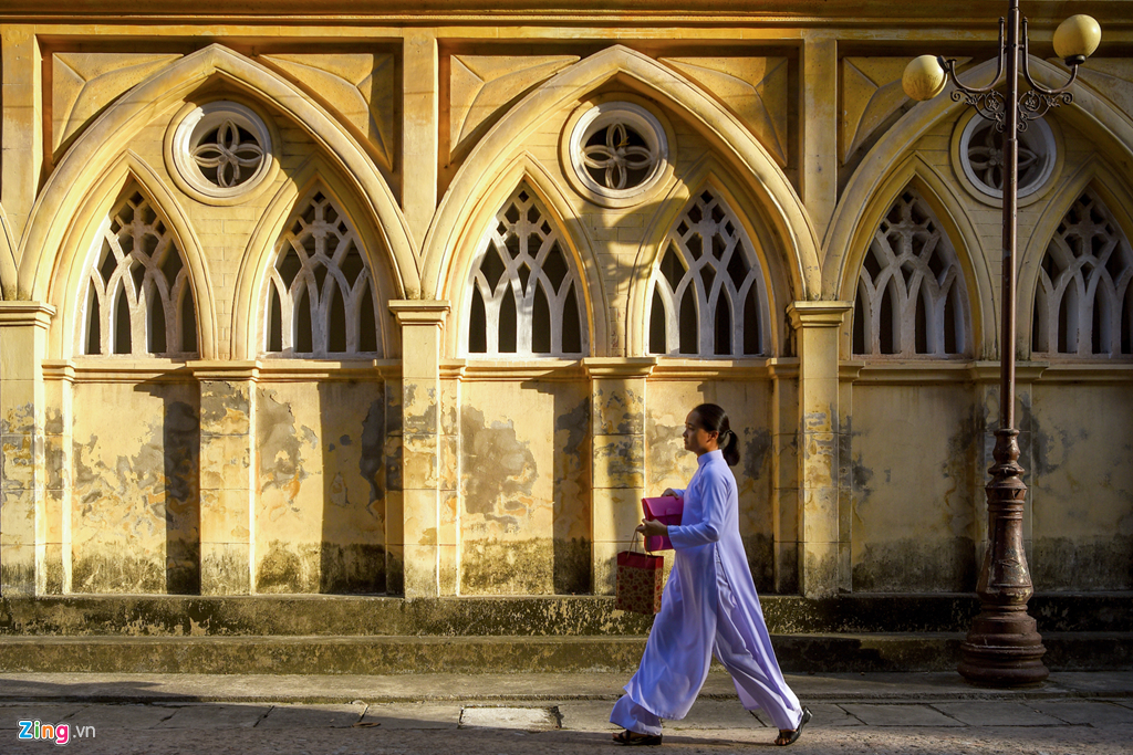 chang phai di dau xa, vuong cung thanh duong dep nhu chau au gan hn hinh anh 12