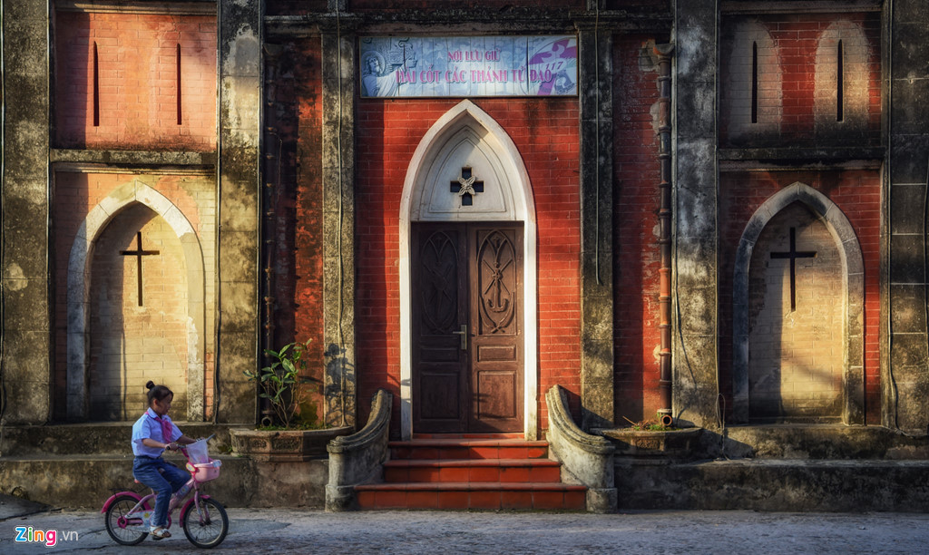 chang phai di dau xa, vuong cung thanh duong dep nhu chau au gan hn hinh anh 9