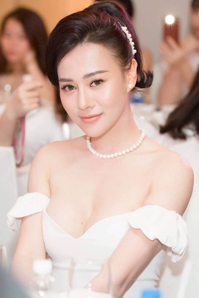 phi thanh van, do my linh cham mac dam tre nai gay lo lang nhu sap tut hinh anh 5