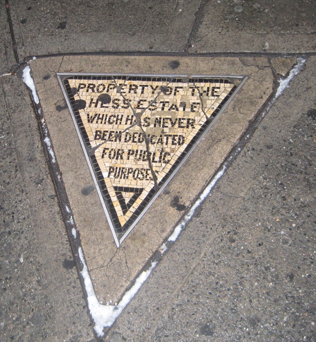 manh dat ti hon chua den 1m2 khong ai dam