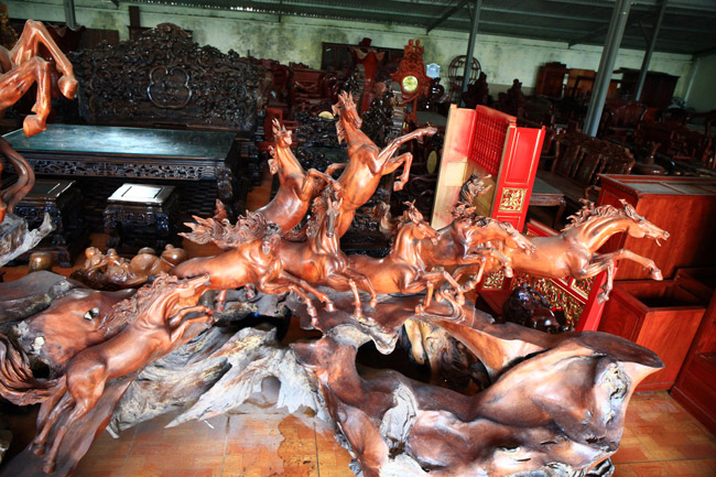 dai gia chi 7 ty dong van khong mua duoc tac pham lam tu go vut di hinh anh 5