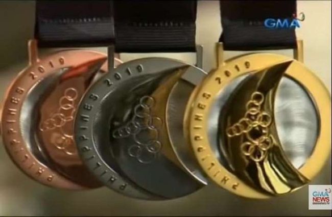 huy chuong vang u22 viet nam gianh duoc dung kim loai dat gia co nao? hinh anh 2