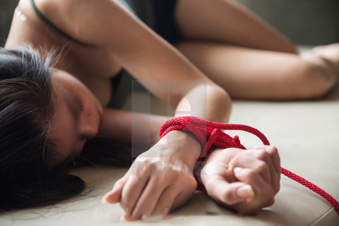 phu nu viet bi nhom nguoi tq bat coc, cuong hiep o philippines hinh anh 1