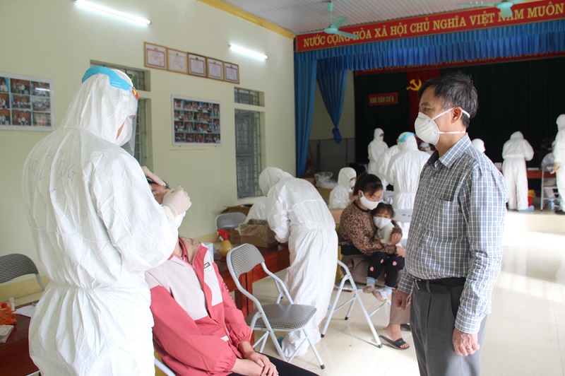 Chùm ca bệnh COVID-19 cộng đồng ở Phú Thọ phức tạp - Ảnh 3.