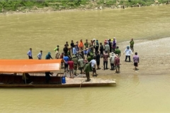 Tìm thấy 5 thi thể vụ lật thuyền trên sông Chảy ở Lào Cai