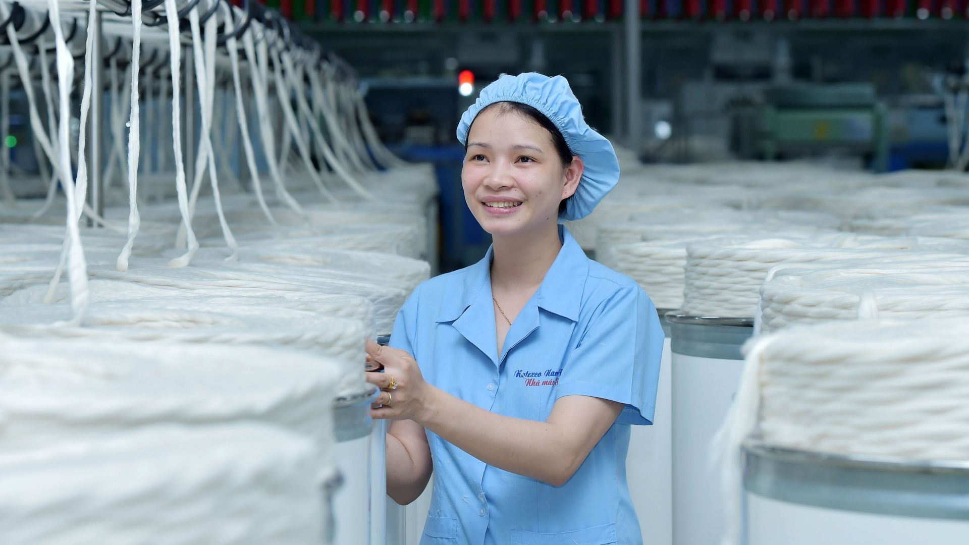 Dệt may: Không thiếu việc, chỉ lo thiếu nhân công