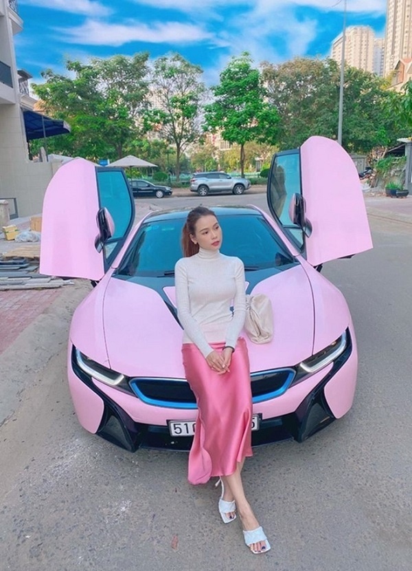 Khuyến khích kết hôn, sinh con trước tuổi 30, loạt mỹ nhân Việt quá deadline mất rồi