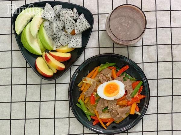 Thực đơn giảm cân vừa đẹp lại chất của chàng trai có body siêu cuốn hút, khiến hội chị em trầm trồ xin công thức