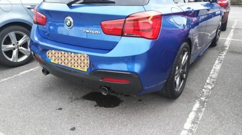 Nguyên nhân nào gây ra hiện tượng rò rỉ nước dưới gầm xe?