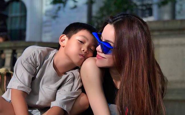 Hồ Ngọc Hà nói gì khi sinh con ở đỉnh cao sự nghiệp?