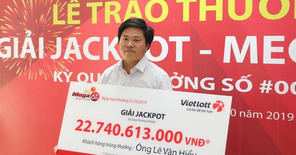 Nghe VietNamNet: Công khai danh tính chủ nhân vé Vietlott trúng thưởng gần 23 tỷ đồng