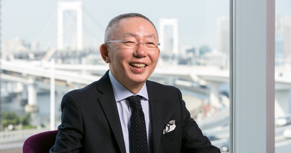 The start-up story of the owner of Uniqlo: His career was at a standstill, he had to reluctantly help his father’s small tailor shop, establishing the world’s leading fashion brand.