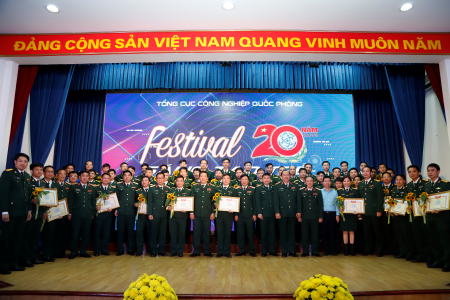 Xây dựng, phát triển công nghiệp quốc phòng trở thành mũi nhọn của nền công nghiệp quốc gia