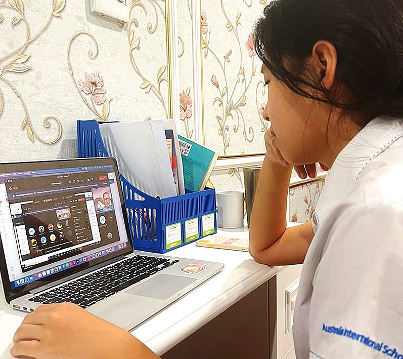 Foreign investors keen on education