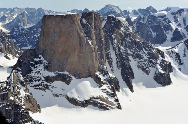 nhung ngon nui nguy hiem nhat the gioi nhung du khach van un un ghe qua hinh anh 7