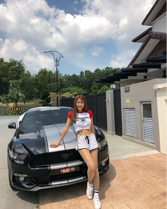 co gai ngay nao cung bi quay roi tinh duc chi vi ban do