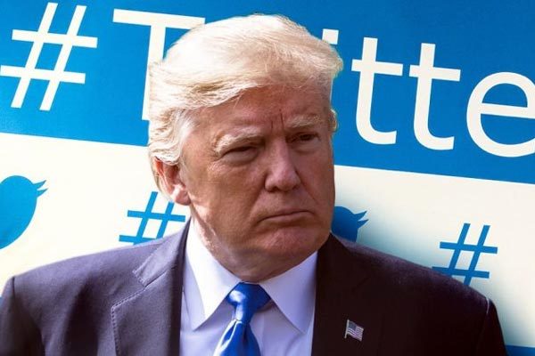 Ông Trump lần đầu bị kiểm duyệt thông điệp trên mạng xã hội