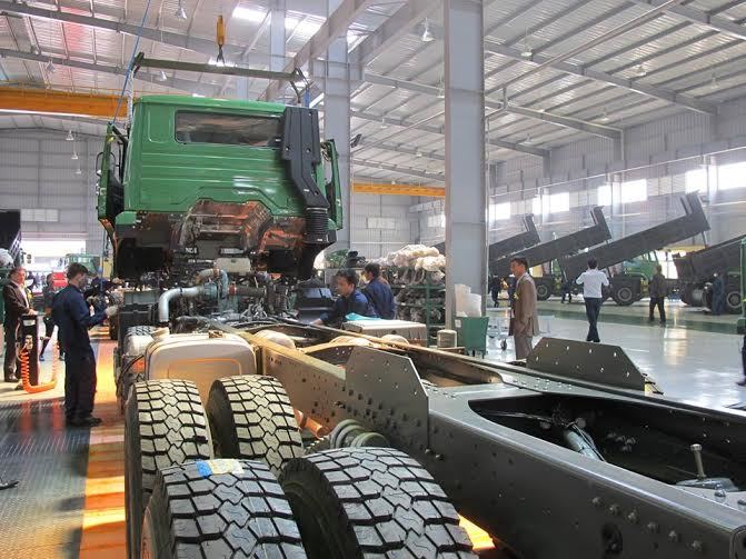 Bất ngờ cạn nguồn, nhiều nhà máy ô tô Việt phải ngừng sản xuất