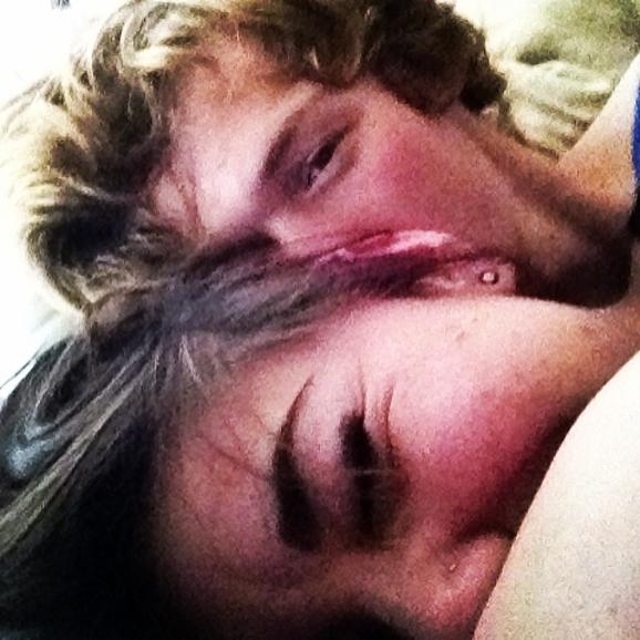 Trào lưu chụp ảnh tự sướng trên toàn cầu giờ đã đạt đến một cột mốc mới về sự lố bịch: #AfterSex – chụp ảnh tự sướng sau khi quan hệ tình dục.