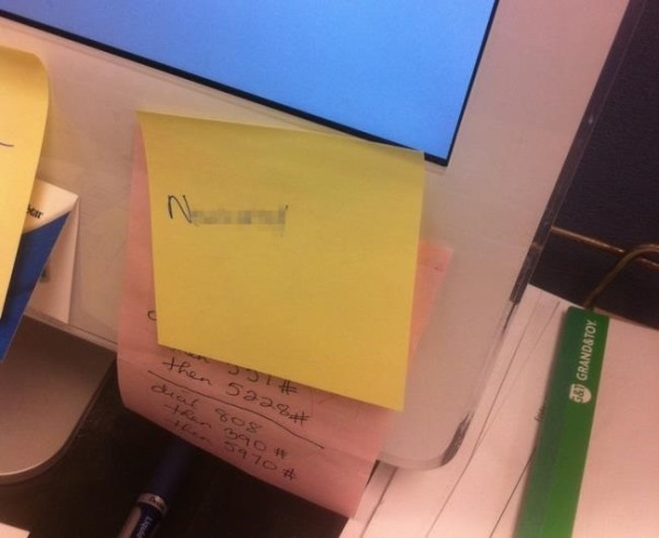 thay mật khẩu thường xuyên tồi nên