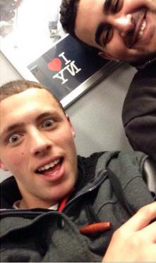 Trộm iPhone đầu thú sau khi gửi ảnh XXX cho mẹ nạn nhân