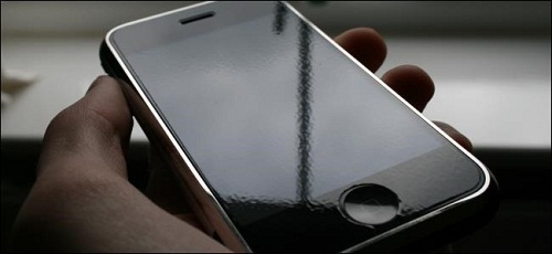 Liệu miếng dán màn hình có còn cần thiết?