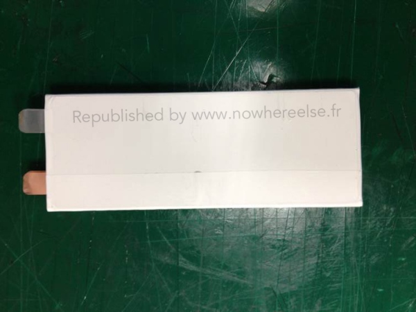 pin iPhone gập dẻo