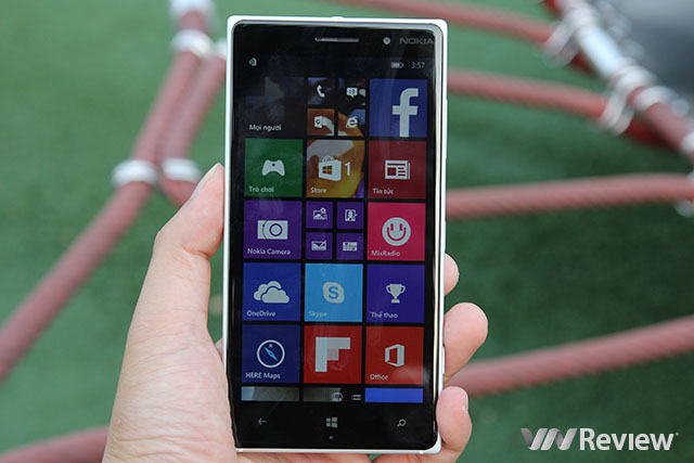 Đánh giá Nokia Lumia 830