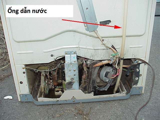 Cơ chế hoạt động của tủ lạnh tương đối đơn giản, song các bộ phận trên tủ rất dễ gặp trục trặc. Bạn phải làm gì khi nhận thấy tủ lạnh không đạt nhiệt độ đúng mức? Cơ chế hoạt động của tủ lạnh tương đối đơn giản, song các bộ phận trên tủ rất dễ gặp trục trặc. Bạn phải làm gì khi nhận thấy tủ lạnh không đạt nhiệt độ đúng mức?